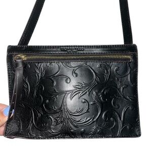 Tignanello Mojave Belt Bag, Black *** RFID-Protected ***, NWOT